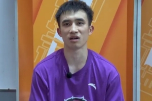 雄鹿vs黄蜂jrs直播_雄鹿vs黄蜂jrs直播在线观看_免费看直播