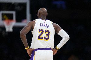极速NBA老鹰vs爵士比赛回放_极速NBA老鹰vs爵士比赛回放在线观看_免费看直播