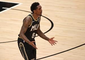今日NBA雄鹿vs热火低调看直播_今日NBA雄鹿vs热火低调看直播在线观看_免费看直播